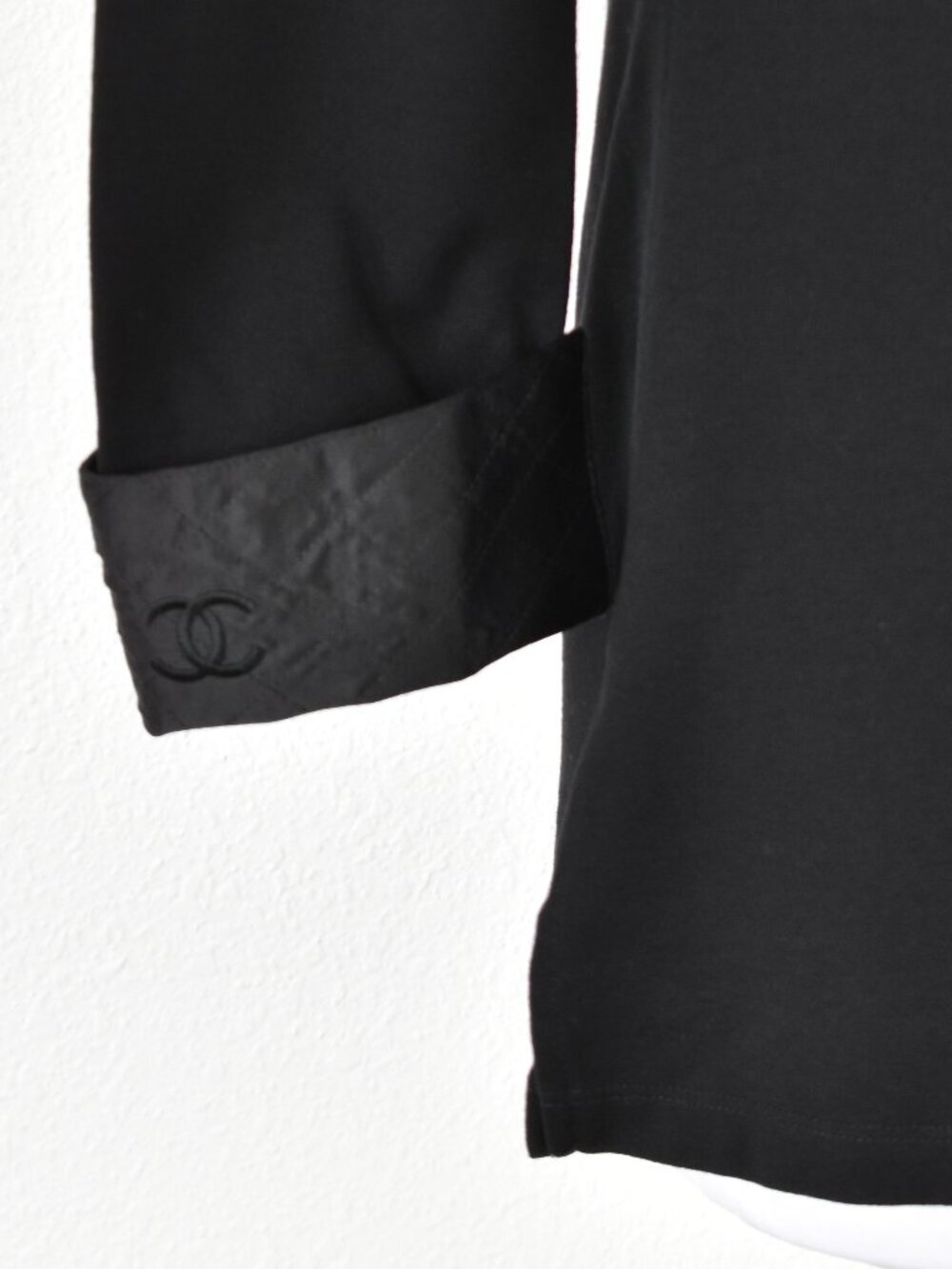 Chanel Logo Property Uniform Top Black - S - Picture 10 of 14